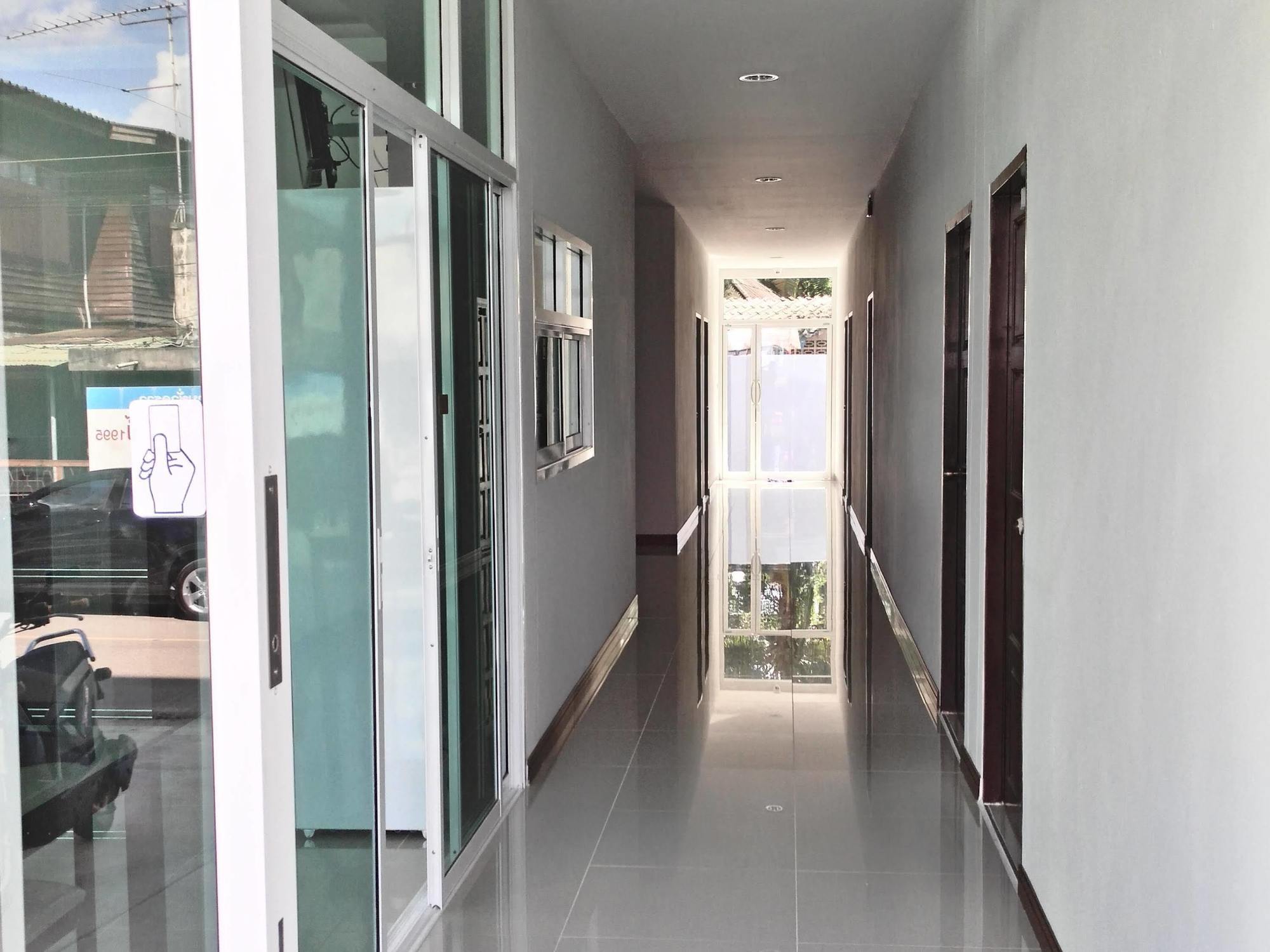 Baan Samrarn Krabi town